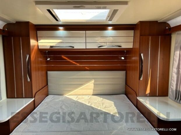 Mobilvetta Tekno Line KEA P 68 semintegrale garage 150 cv power letto nautico e basculante pieno