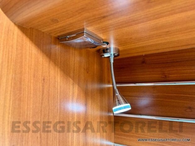 Mobilvetta Tekno Line KEA P 68 semintegrale garage 150 cv power letto nautico e basculante pieno