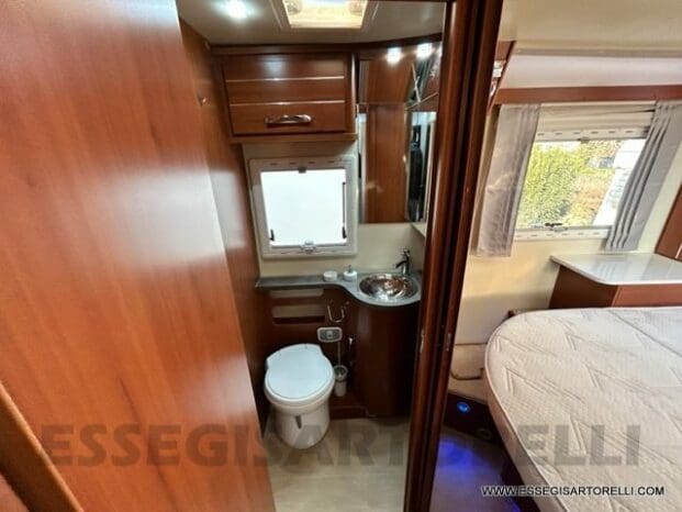 Mobilvetta Tekno Line KEA P 68 semintegrale garage 150 cv power letto nautico e basculante pieno