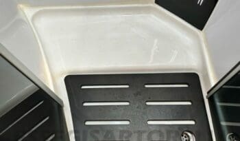 Mobilvetta Tekno Line KEA P 68 semintegrale garage 150 cv power letto nautico e basculante pieno