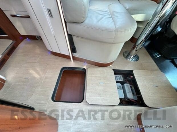 Mobilvetta Tekno Line KEA P 68 semintegrale garage 150 cv power letto nautico e basculante pieno