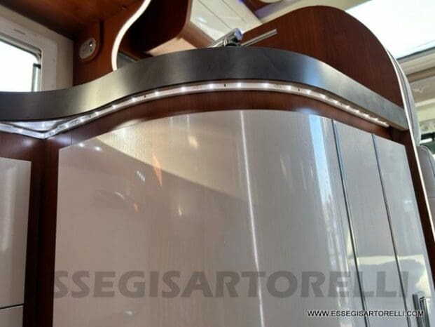 Mobilvetta Tekno Line KEA P 68 semintegrale garage 150 cv power letto nautico e basculante pieno