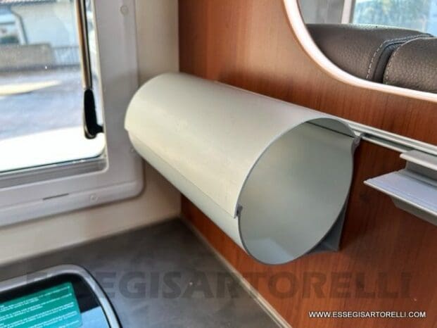 Mobilvetta Tekno Line KEA P 68 semintegrale garage 150 cv power letto nautico e basculante pieno