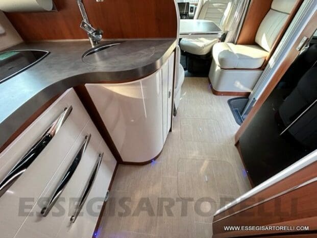 Mobilvetta Tekno Line KEA P 68 semintegrale garage 150 cv power letto nautico e basculante pieno