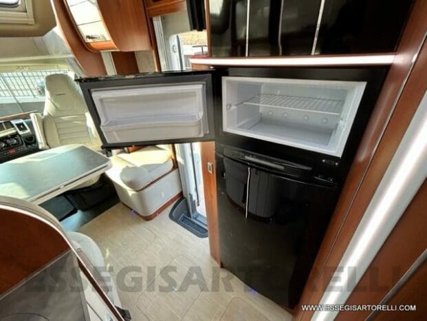 Mobilvetta Tekno Line KEA P 68 semintegrale garage 150 cv power letto nautico e basculante pieno