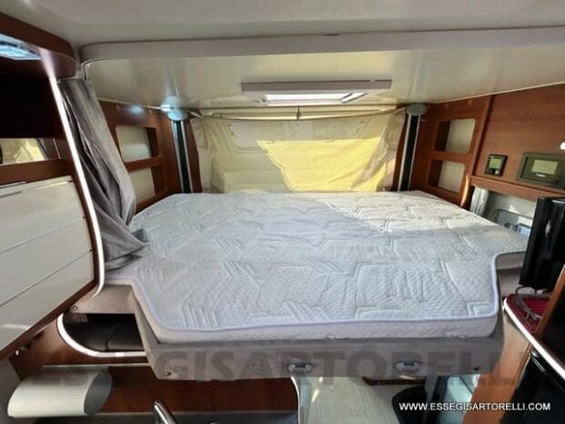 Mobilvetta Tekno Line KEA P 68 semintegrale garage 150 cv power letto nautico e basculante pieno