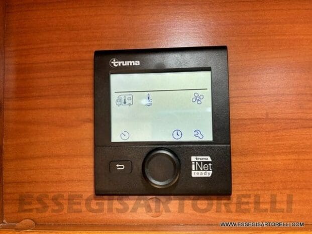 Mobilvetta Tekno Line KEA P 68 semintegrale garage 150 cv power letto nautico e basculante pieno