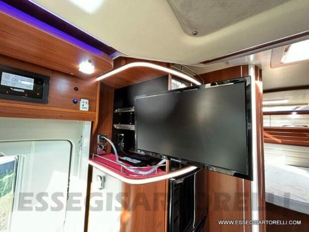 Mobilvetta Tekno Line KEA P 68 semintegrale garage 150 cv power letto nautico e basculante pieno