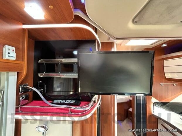 Mobilvetta Tekno Line KEA P 68 semintegrale garage 150 cv power letto nautico e basculante pieno