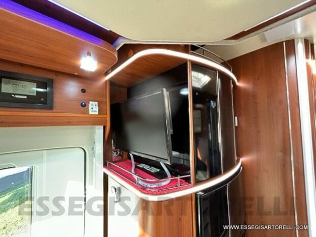 Mobilvetta Tekno Line KEA P 68 semintegrale garage 150 cv power letto nautico e basculante pieno