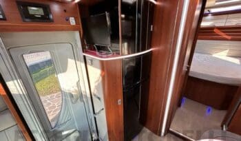 Mobilvetta Tekno Line KEA P 68 semintegrale garage 150 cv power letto nautico e basculante pieno