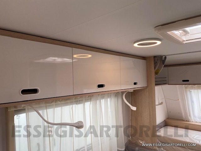 Adria Aviva 442 PH 2021 caravan compatta 4 posti Frigo Maxi UNIPROPRIETARIO veranda full
