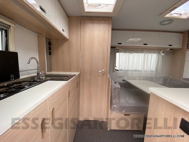 Adria Aviva 442 PH 2021 caravan compatta 4 posti Frigo Maxi UNIPROPRIETARIO veranda full