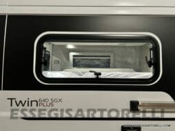 Adria New Twin PLUS 640 SGX gamma 2023 camper puro van 35H GARAGE pieno