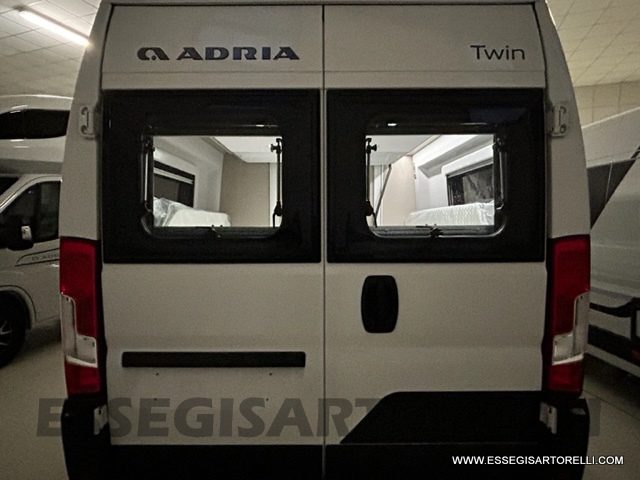 Adria New Twin PLUS 640 SGX gamma 2023 camper puro van 35H GARAGE full