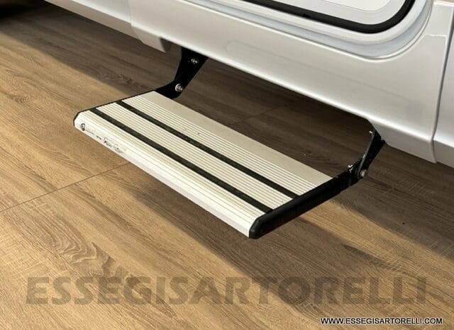 ADRIA SUPERSONIC 890 LC 170 CV AUTOMATICO GAMMA 2023 ALKO FULL DOPPIO ASSE MERCEDES SPRINTER pieno