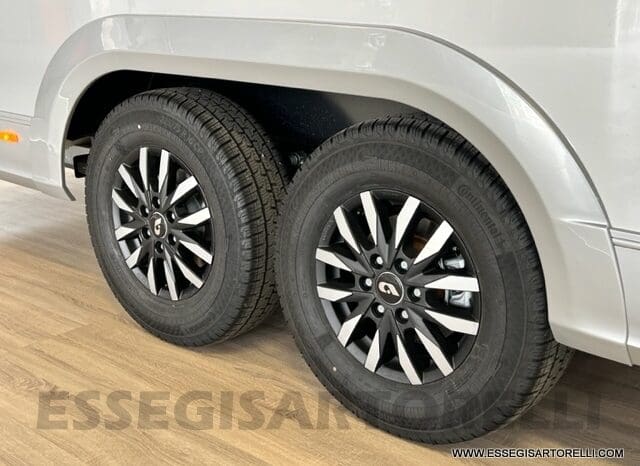 ADRIA SUPERSONIC 890 LC 170 CV AUTOMATICO GAMMA 2023 ALKO FULL DOPPIO ASSE MERCEDES SPRINTER pieno