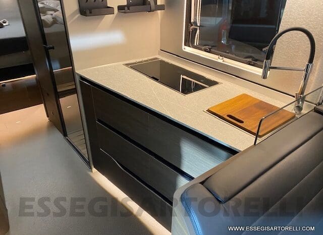 ADRIA SUPERSONIC 890 LC 170 CV AUTOMATICO GAMMA 2023 ALKO FULL DOPPIO ASSE MERCEDES SPRINTER pieno