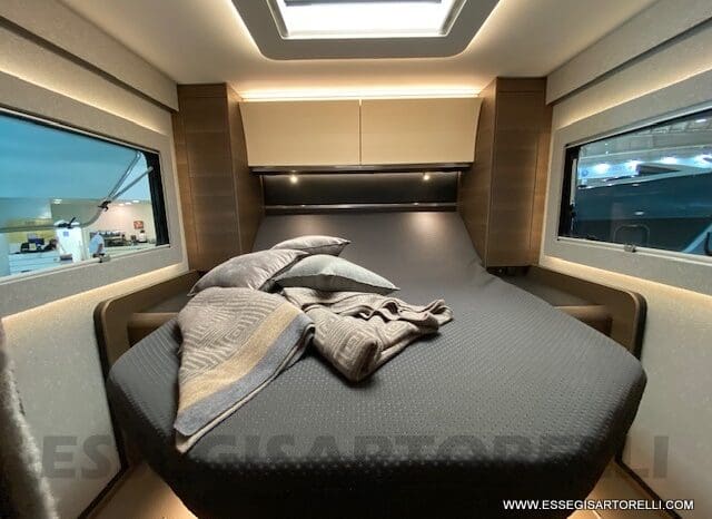 ADRIA SUPERSONIC 890 LC 170 CV AUTOMATICO GAMMA 2023 ALKO FULL DOPPIO ASSE MERCEDES SPRINTER pieno