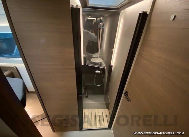 ADRIA SUPERSONIC 890 LC 170 CV AUTOMATICO GAMMA 2023 ALKO FULL DOPPIO ASSE MERCEDES SPRINTER pieno