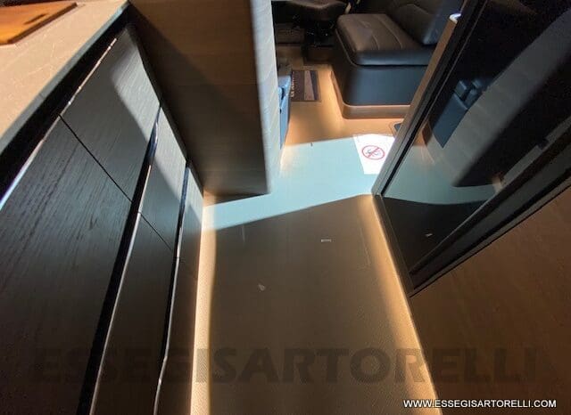 ADRIA SUPERSONIC 890 LC 170 CV AUTOMATICO GAMMA 2023 ALKO FULL DOPPIO ASSE MERCEDES SPRINTER pieno