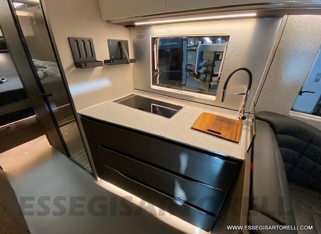 ADRIA SUPERSONIC 890 LC 170 CV AUTOMATICO GAMMA 2023 ALKO FULL DOPPIO ASSE MERCEDES SPRINTER pieno