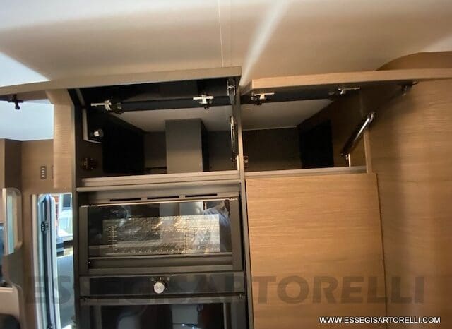 ADRIA SUPERSONIC 890 LC 170 CV AUTOMATICO GAMMA 2023 ALKO FULL DOPPIO ASSE MERCEDES SPRINTER pieno