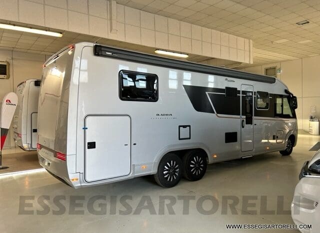 ADRIA SUPERSONIC 890 LC 170 CV AUTOMATICO GAMMA 2023 ALKO FULL DOPPIO ASSE MERCEDES SPRINTER pieno