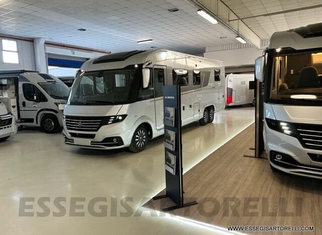 ADRIA SUPERSONIC 890 LC 170 CV AUTOMATICO GAMMA 2023 ALKO FULL DOPPIO ASSE MERCEDES SPRINTER pieno
