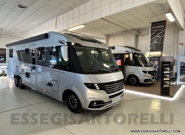 ADRIA SUPERSONIC 890 LC 170 CV AUTOMATICO GAMMA 2023 ALKO FULL DOPPIO ASSE MERCEDES SPRINTER pieno