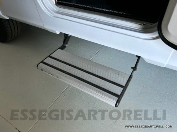 Adria New Matrix Axess M 600 SP GARAGE doppio pavimento 699 cm pieno