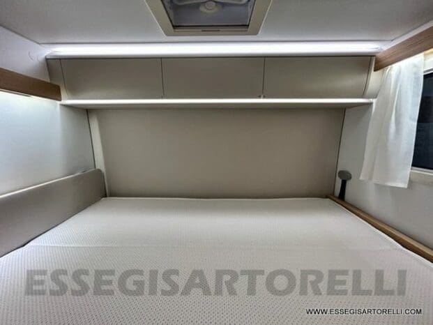 Adria New Matrix Axess M 600 SP GARAGE doppio pavimento 699 cm pieno