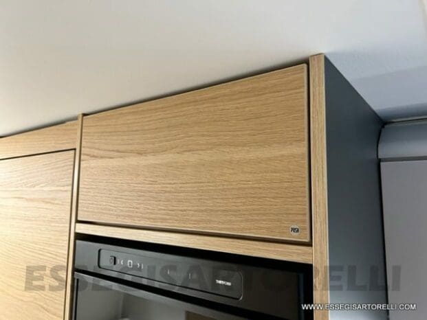 Adria New Matrix Axess M 600 SP GARAGE doppio pavimento 699 cm pieno