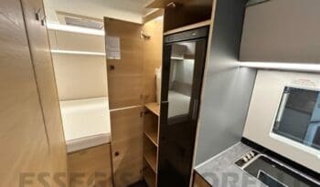 Adria New Matrix Axess M 600 SP GARAGE doppio pavimento 699 cm pieno