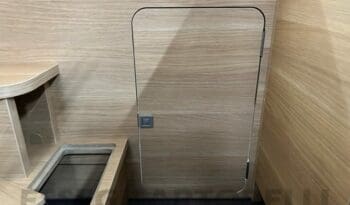 Adria New Matrix Axess M 600 SP GARAGE doppio pavimento 699 cm pieno