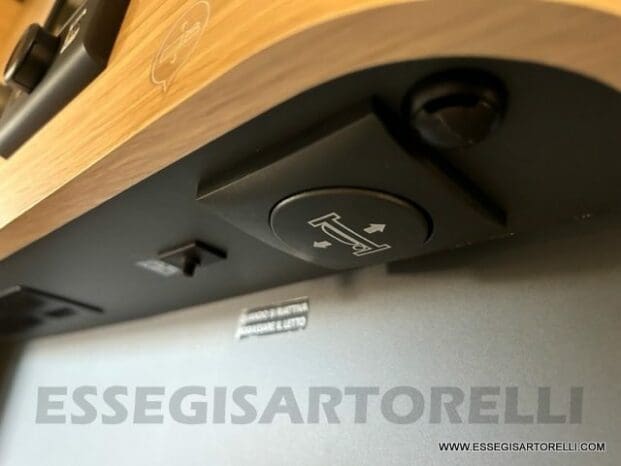 Adria New Matrix Axess M 600 SP GARAGE doppio pavimento 699 cm pieno