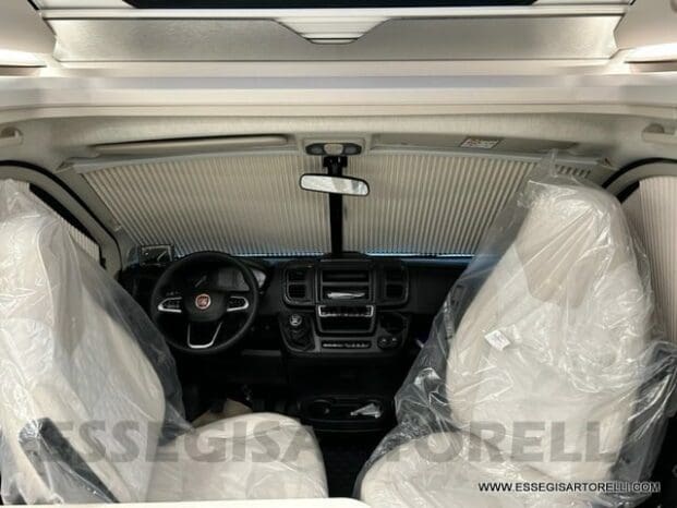 Adria New Matrix Axess M 600 SP GARAGE doppio pavimento 699 cm pieno