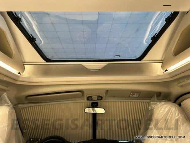 Adria New Matrix Axess M 600 SP GARAGE doppio pavimento 699 cm pieno