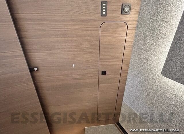 ADRIA SUPERSONIC 890 LC 170 CV AUTOMATICO GAMMA 2023 ALKO FULL DOPPIO ASSE MERCEDES SPRINTER pieno