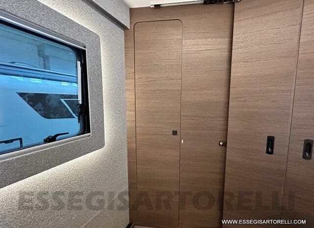 ADRIA SUPERSONIC 890 LC 170 CV AUTOMATICO GAMMA 2023 ALKO FULL DOPPIO ASSE MERCEDES SPRINTER pieno