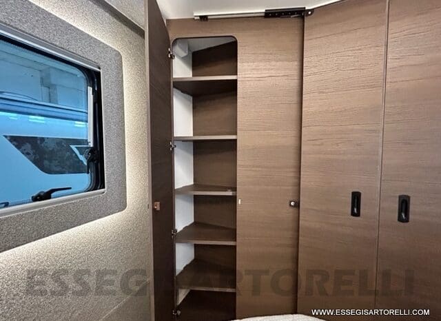 ADRIA SUPERSONIC 890 LC 170 CV AUTOMATICO GAMMA 2023 ALKO FULL DOPPIO ASSE MERCEDES SPRINTER pieno