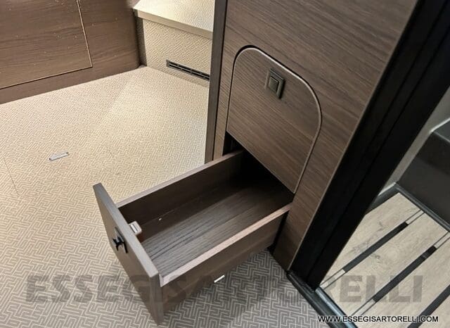 ADRIA SUPERSONIC 890 LC 170 CV AUTOMATICO GAMMA 2023 ALKO FULL DOPPIO ASSE MERCEDES SPRINTER pieno