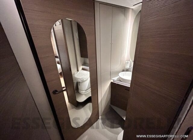 ADRIA SUPERSONIC 890 LC 170 CV AUTOMATICO GAMMA 2023 ALKO FULL DOPPIO ASSE MERCEDES SPRINTER pieno