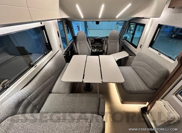 ADRIA SUPERSONIC 890 LC 170 CV AUTOMATICO GAMMA 2023 ALKO FULL DOPPIO ASSE MERCEDES SPRINTER pieno