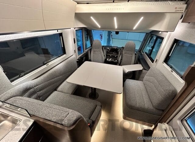 ADRIA SUPERSONIC 890 LC 170 CV AUTOMATICO GAMMA 2023 ALKO FULL DOPPIO ASSE MERCEDES SPRINTER pieno