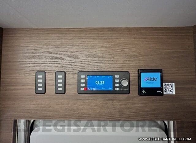 ADRIA SUPERSONIC 890 LC 170 CV AUTOMATICO GAMMA 2023 ALKO FULL DOPPIO ASSE MERCEDES SPRINTER pieno