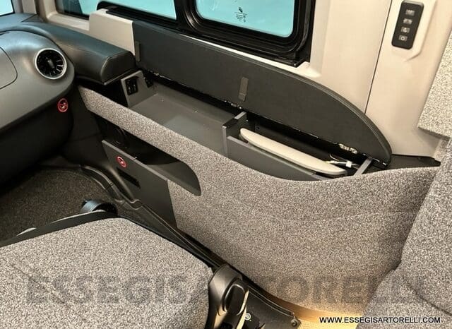 ADRIA SUPERSONIC 890 LC 170 CV AUTOMATICO GAMMA 2023 ALKO FULL DOPPIO ASSE MERCEDES SPRINTER pieno