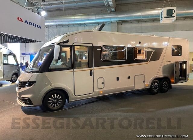 ADRIA SUPERSONIC 890 LC 170 CV AUTOMATICO GAMMA 2023 ALKO FULL DOPPIO ASSE MERCEDES SPRINTER pieno