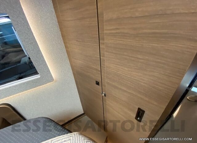 ADRIA SUPERSONIC 890 LC 170 CV AUTOMATICO GAMMA 2023 ALKO FULL DOPPIO ASSE MERCEDES SPRINTER pieno