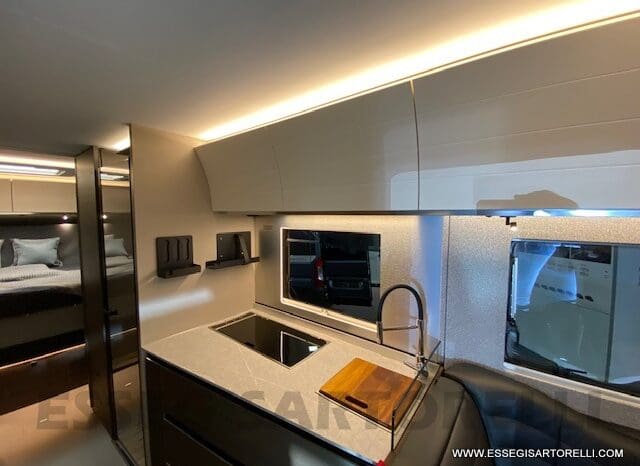 ADRIA SUPERSONIC 890 LC 170 CV AUTOMATICO GAMMA 2023 ALKO FULL DOPPIO ASSE MERCEDES SPRINTER pieno